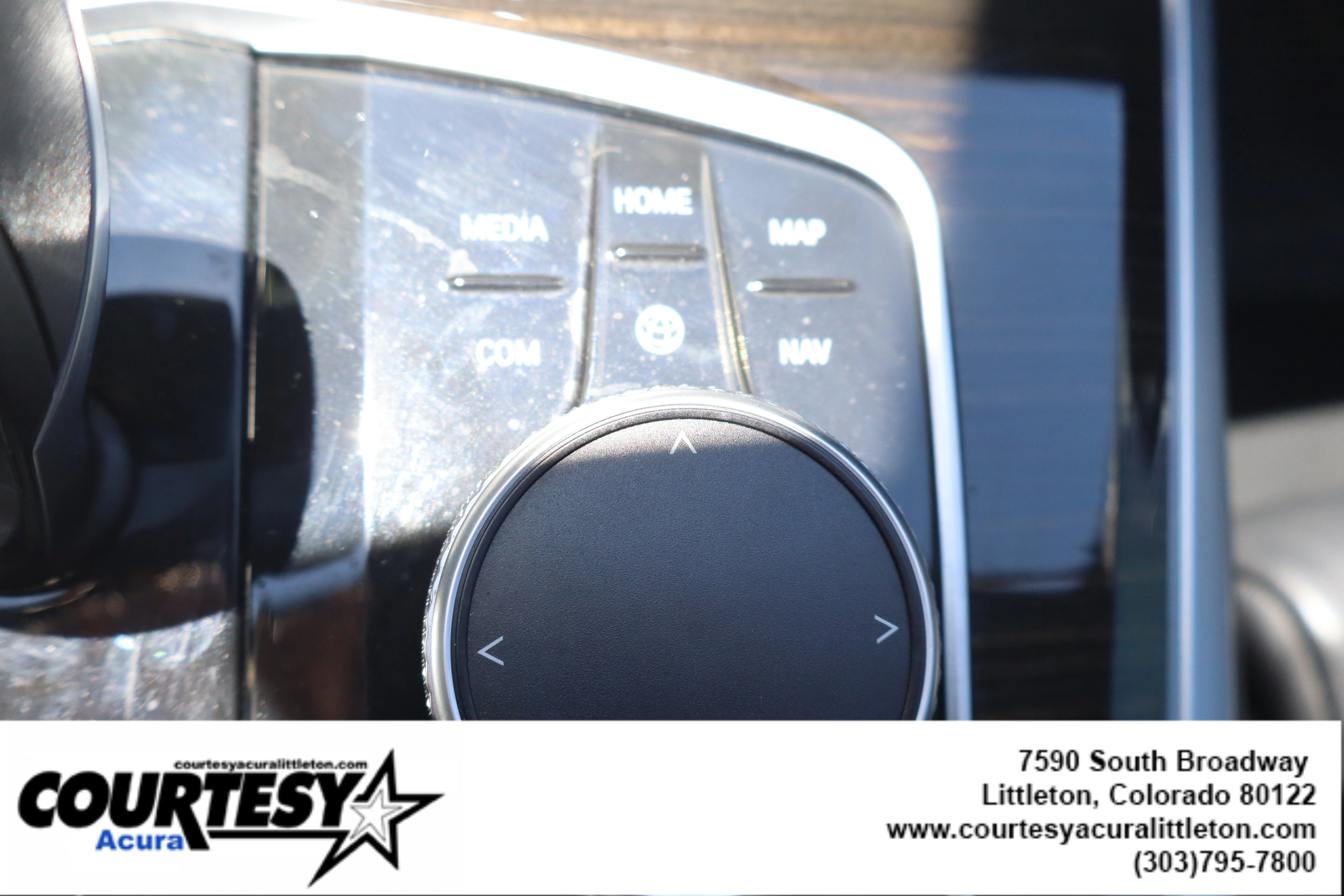 Used 2020 Jet Black BMW xDrive40i image 19