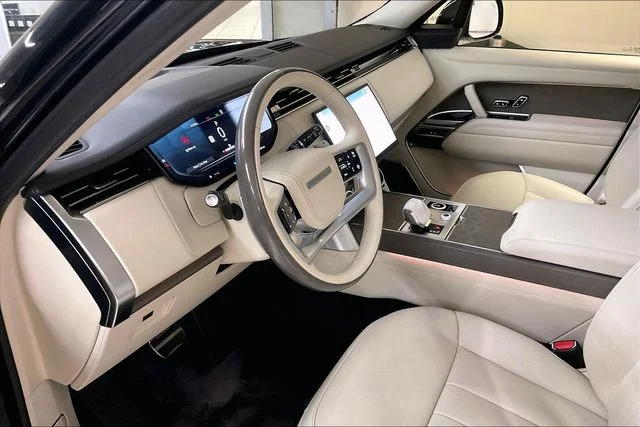 Used 2023 Blue Land Rover SV image 21