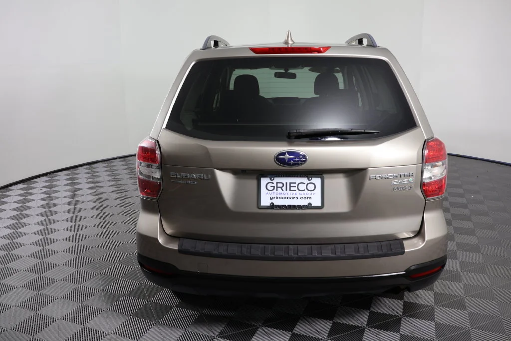 Used 2016 Burnished Bronze Metallic Subaru 2.5i Premium image 7