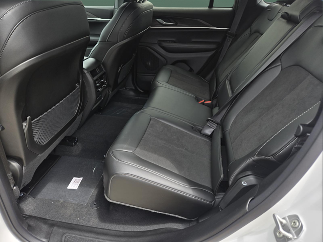 New 2026 Bright White Clearcoat Jeep Altitude image 17