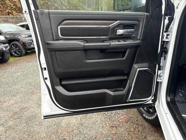 New 2026 Bright White Clear-Coat Exterior Paint RAM Laramie image 17