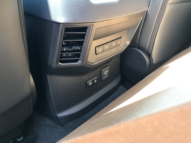 2026 Toyota Tundra Platinum - Photo 35