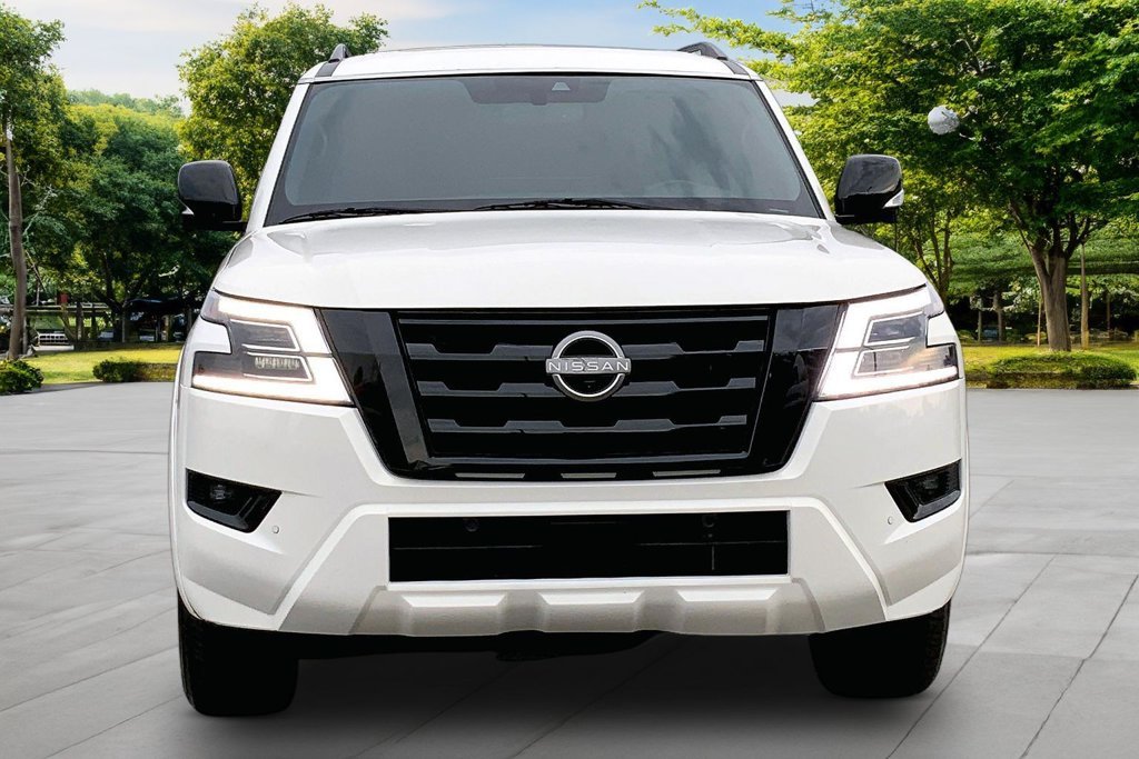 Used 2023 White Nissan SL image 2