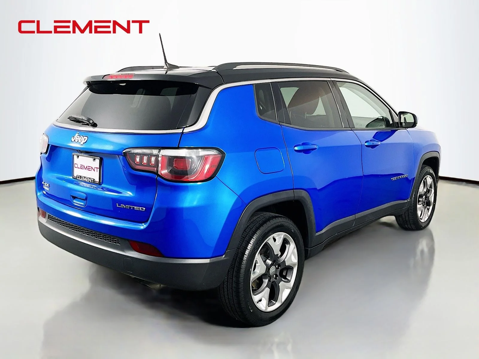 Used 2019 Blue Jeep Limited image 7