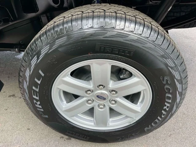 New 2026 Oxford White Ford XL image 12