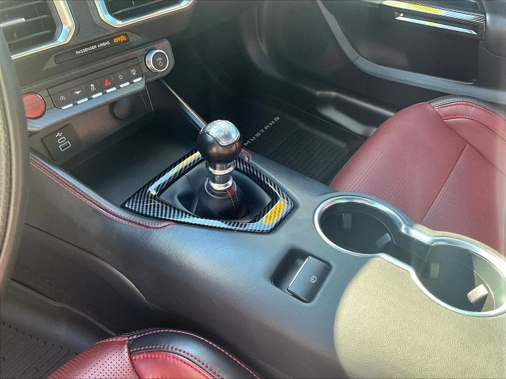 Used 2025 Black Ford GT Premium image 20
