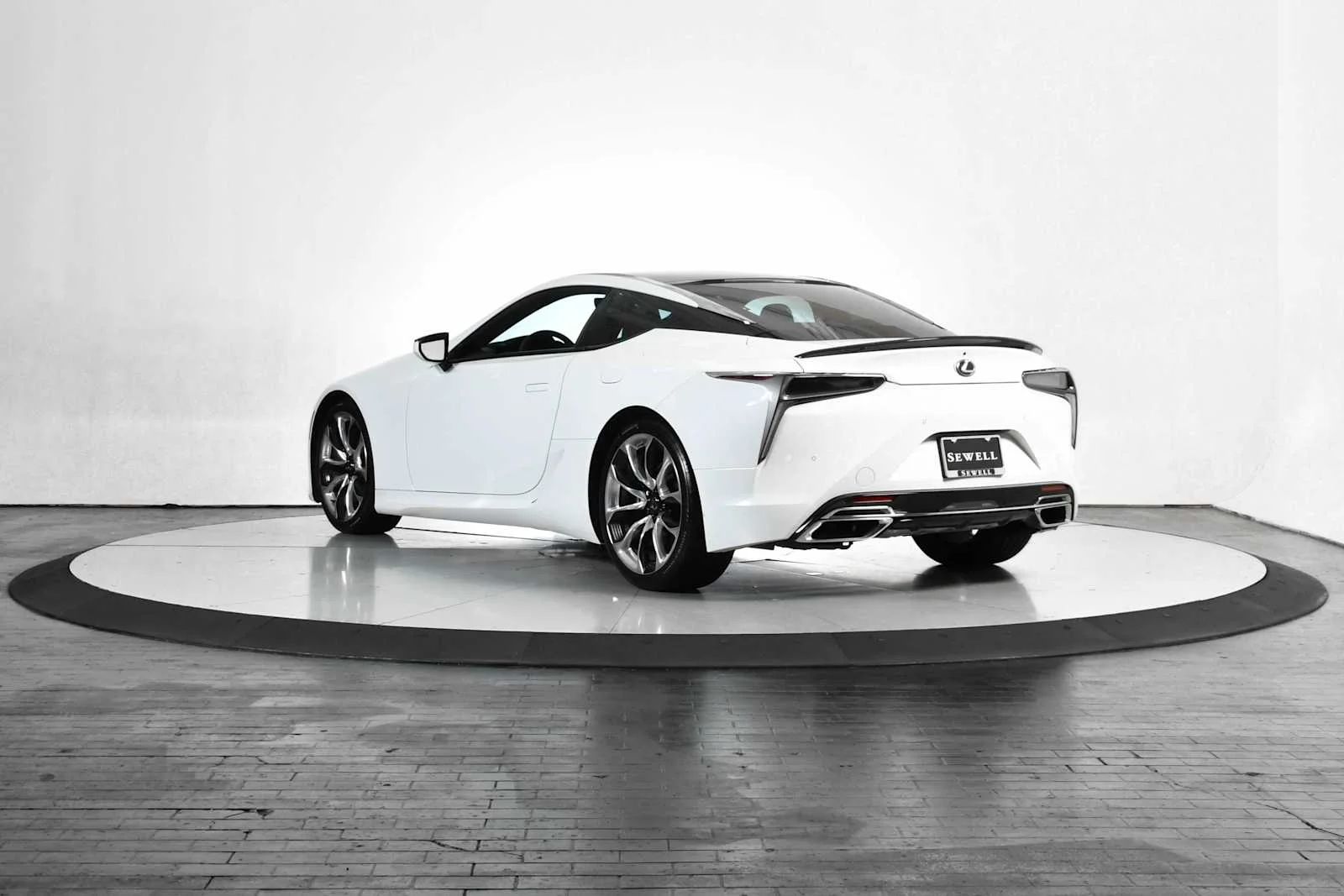 Certified Used 2021 ULTRA WHITE Lexus  image 3