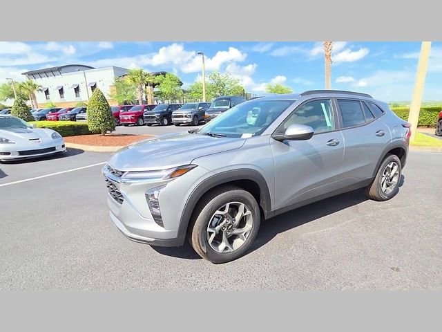 2026 Chevrolet Trax LT - Photo 28