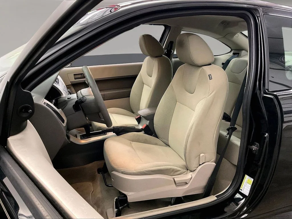 Used 2008 Black Ford S image 29