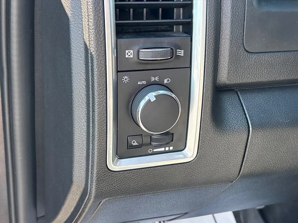 Used 2023 Gray Ram SLT image 27