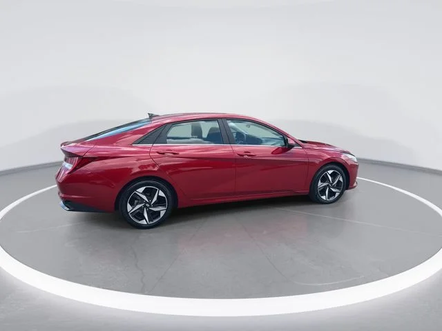 Used 2023 Red Hyundai Limited image 8
