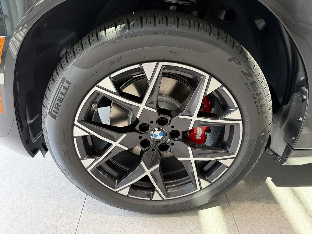 New 2026 Black Sapphire Metallic BMW 30 xDrive image 8