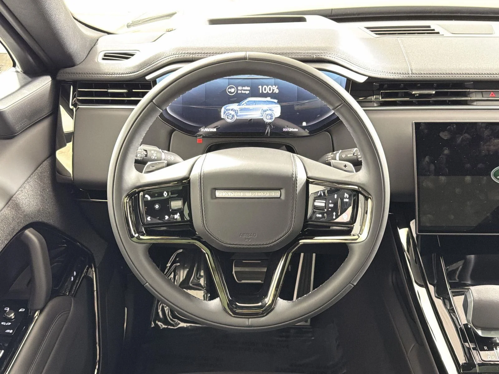 New 2026 Santorini Black Land Rover Dynamic SE image 11