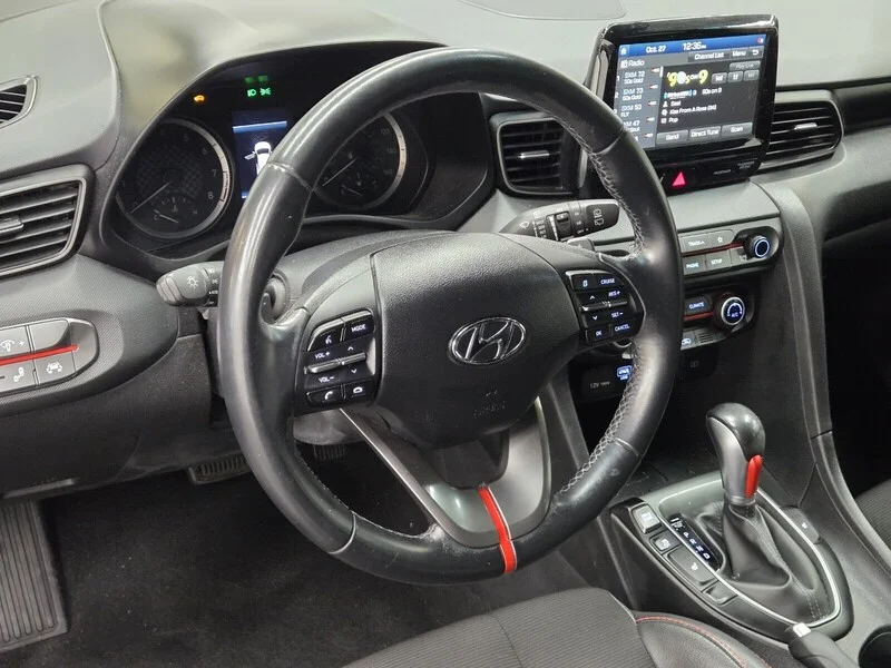 Used 2020 Ultra Black Hyundai 2.0 Premium image 14