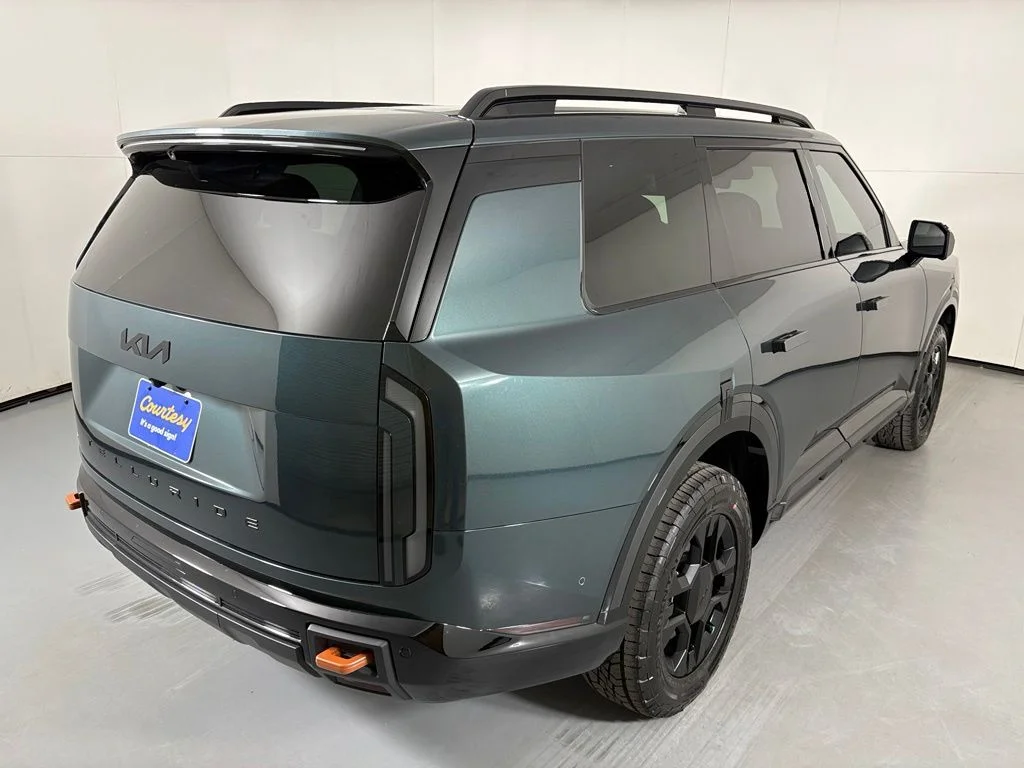 New 2027 Black Jade Green Kia X-Pro SX Prestige image 8