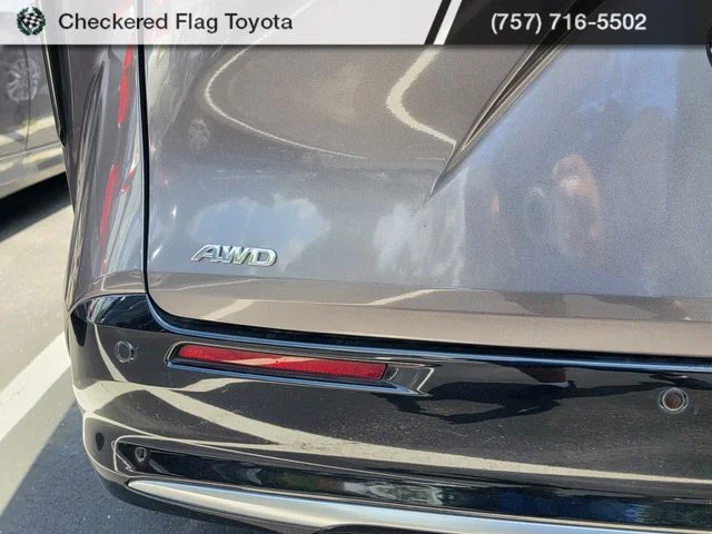 Used 2023 Predawn Gray Mica Toyota Platinum image 8
