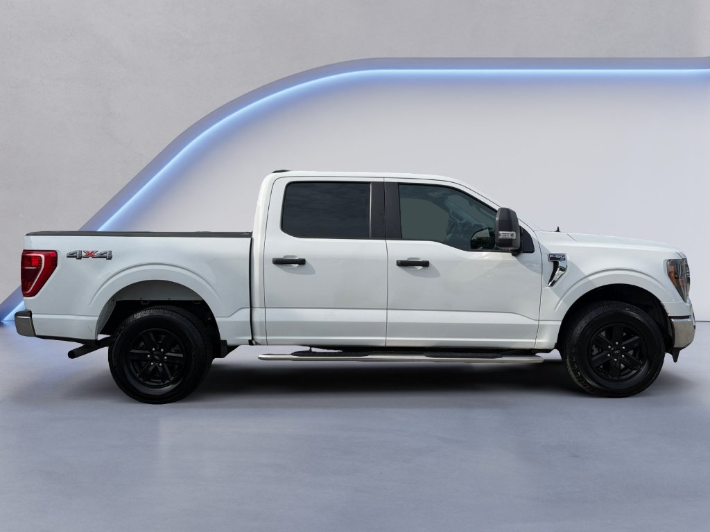Used 2023 Oxford White Ford XLT image 2