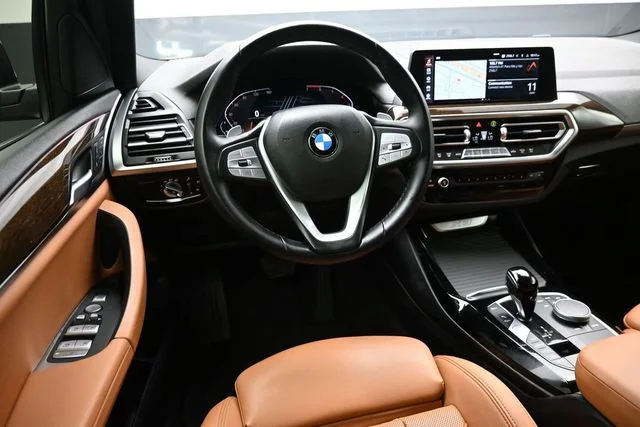 Used 2023 Black BMW xDrive30i image 13