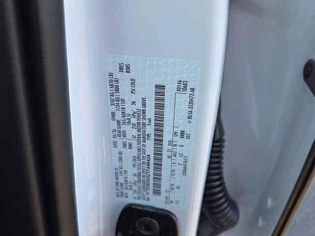 New 2026 Oxford White Ford XLT image 17