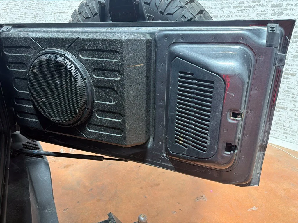 Used 2021 Carbonized Gray Metallic Ford Badlands image 25