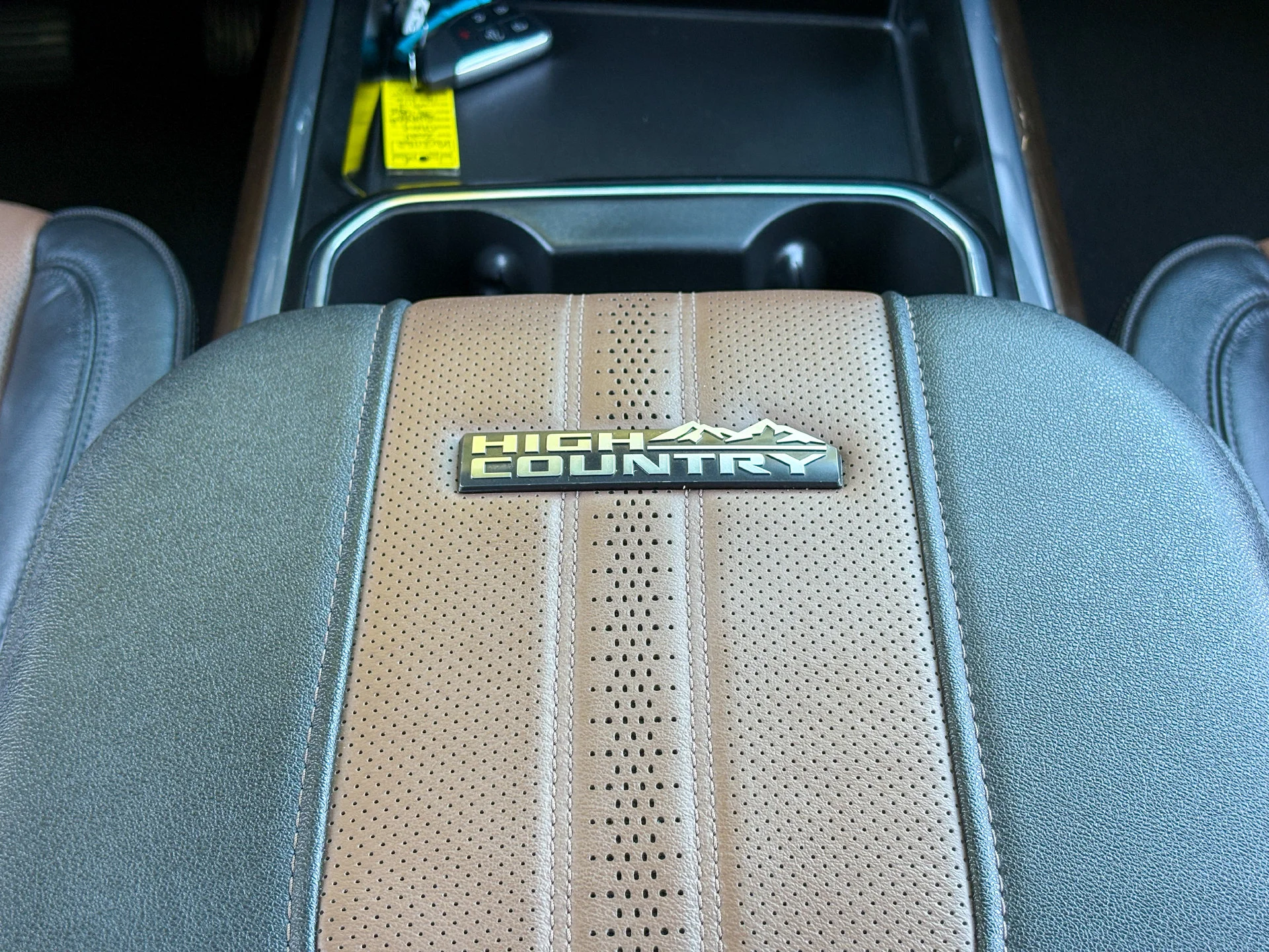 Used 2024 White Chevrolet High Country image 30
