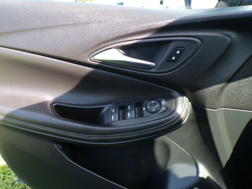 Used 2024 Ocean Blue Metallic Buick Sport Touring image 15
