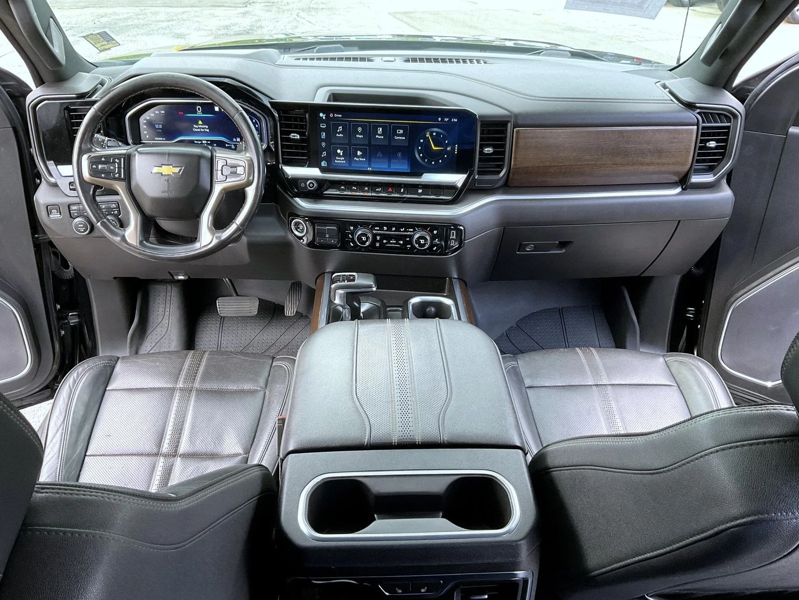 Used 2023 Black Chevrolet High Country image 12