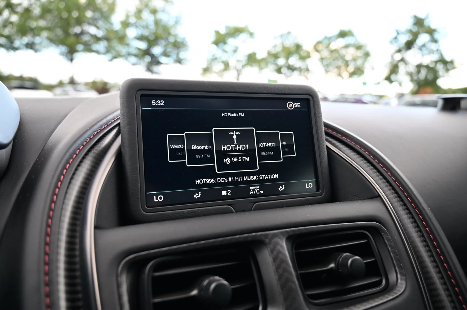Used 2021  Aston Martin Superleggera image 25