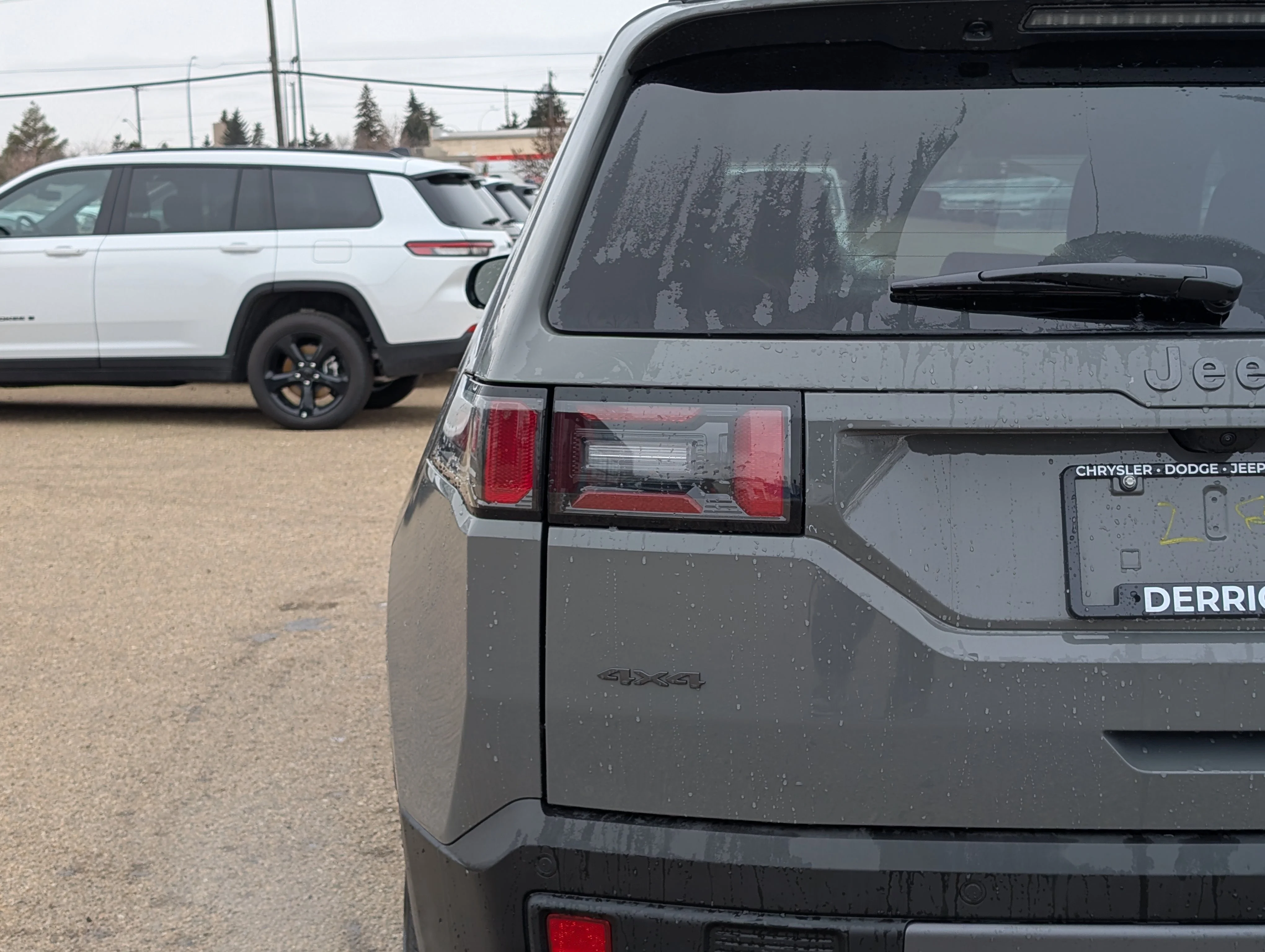 New 2026 Sting-Grey Jeep Laredo image 13