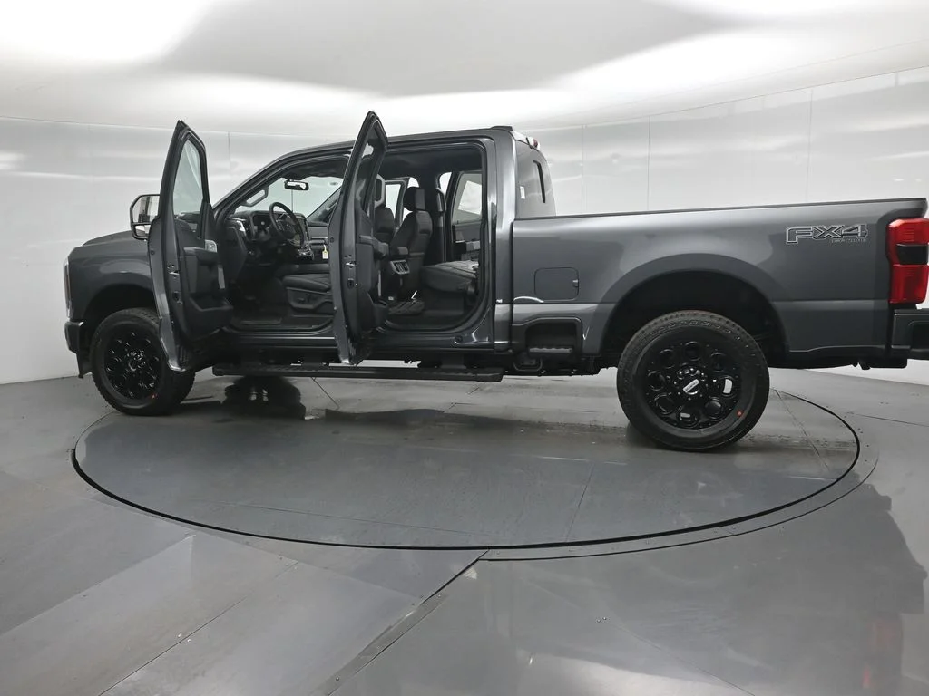 New 2026 Carbonized Gray Metallic Ford Lariat image 25