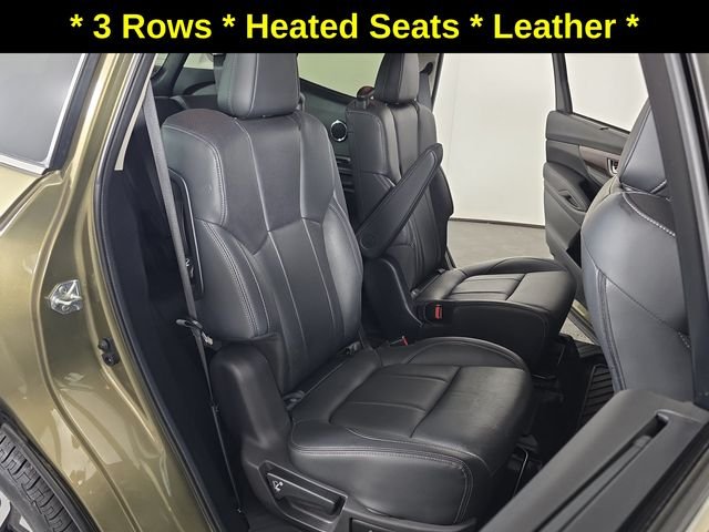 Used 2023 Green Metallic Subaru Touring image 28