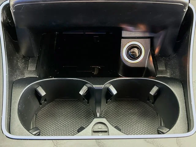 Used 2017 Gray Mercedes-Benz GLC 300 image 21