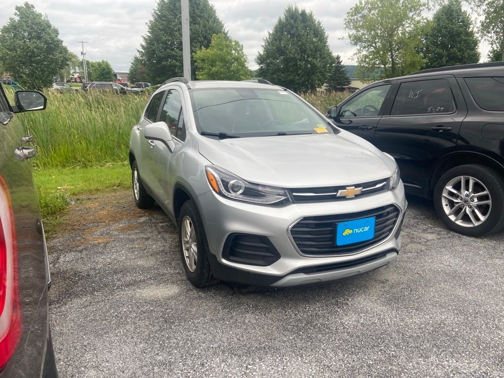 Used 2019 Silver Ice Metallic Chevrolet LT image 1