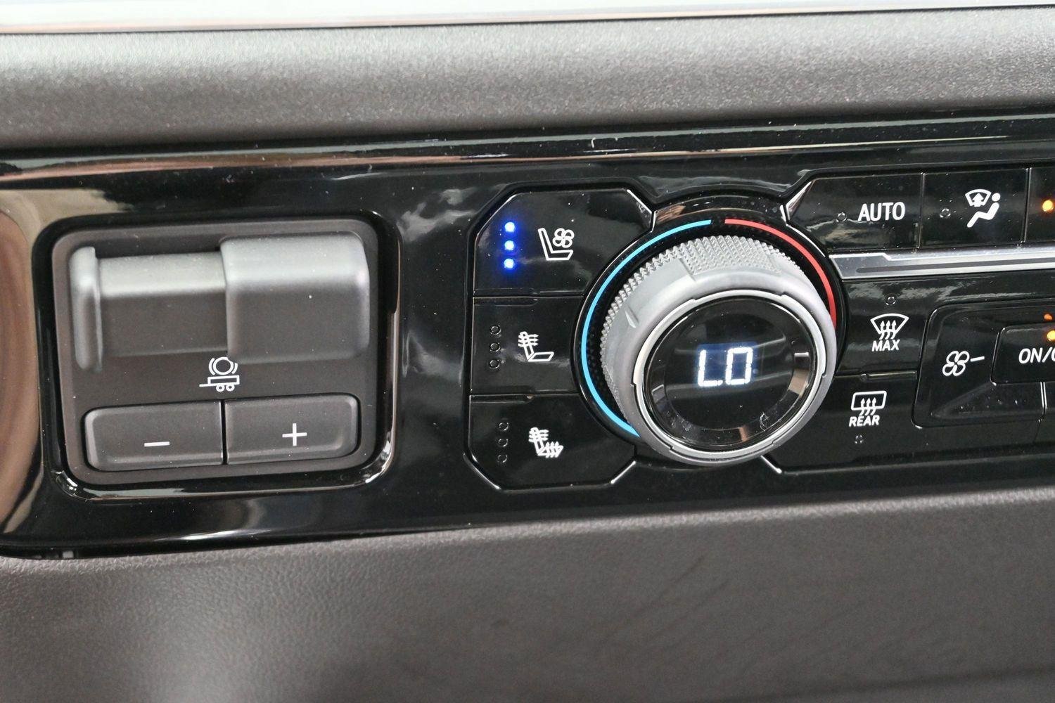 2025 Chevrolet Silverado 2500HD LTZ - Photo 23