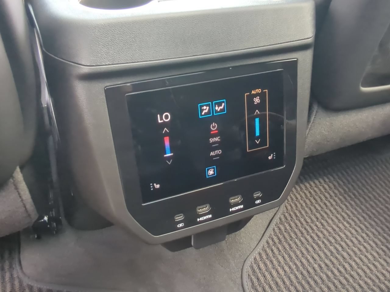 New 2026 Onyx Black GMC Denali Ultimate image 22