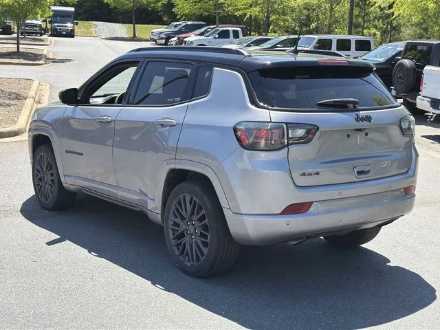 Used 2023 Silver Jeep High Altitude image 11