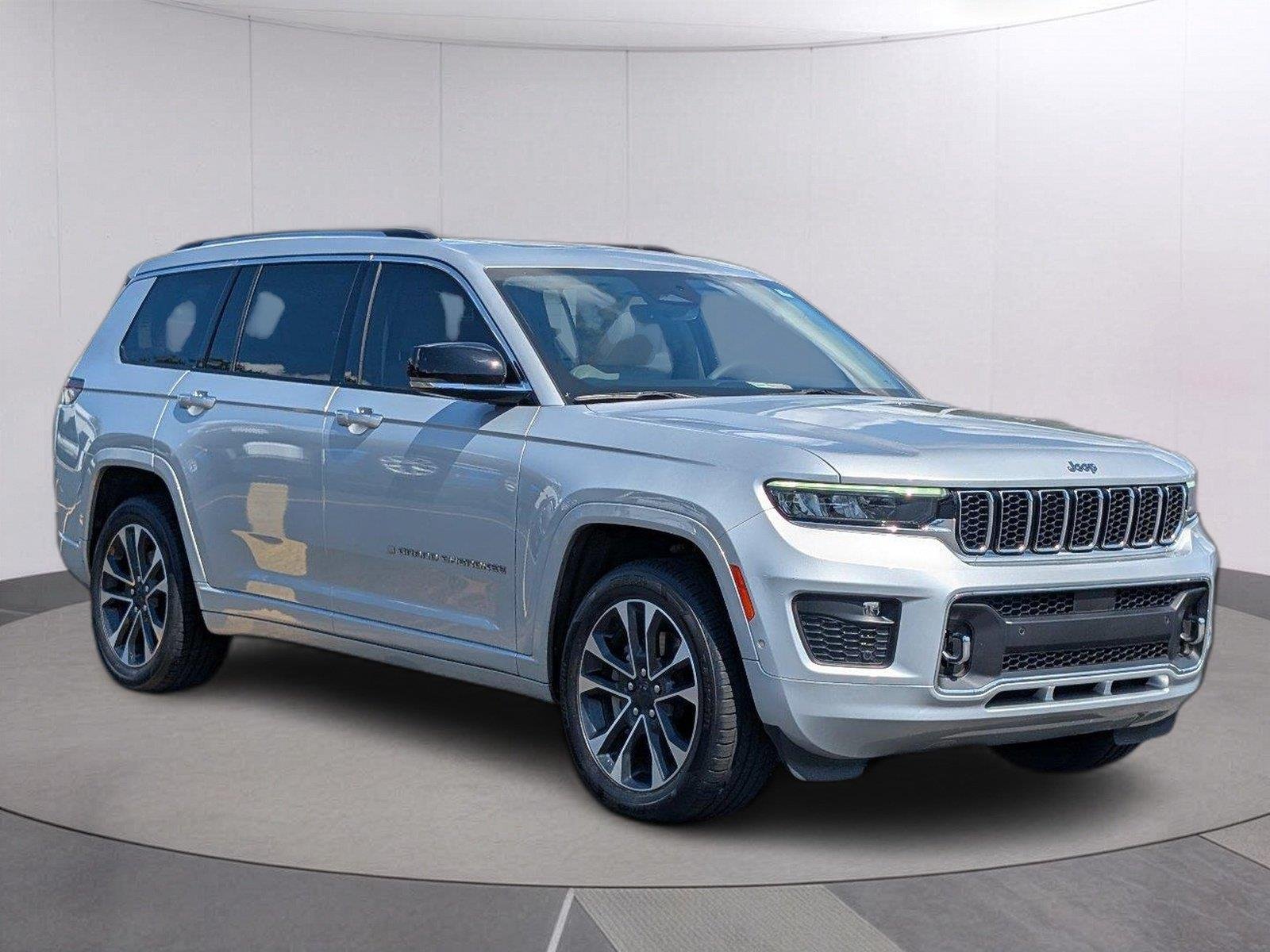 Used 2023 Silver Zynith Jeep Overland image 9