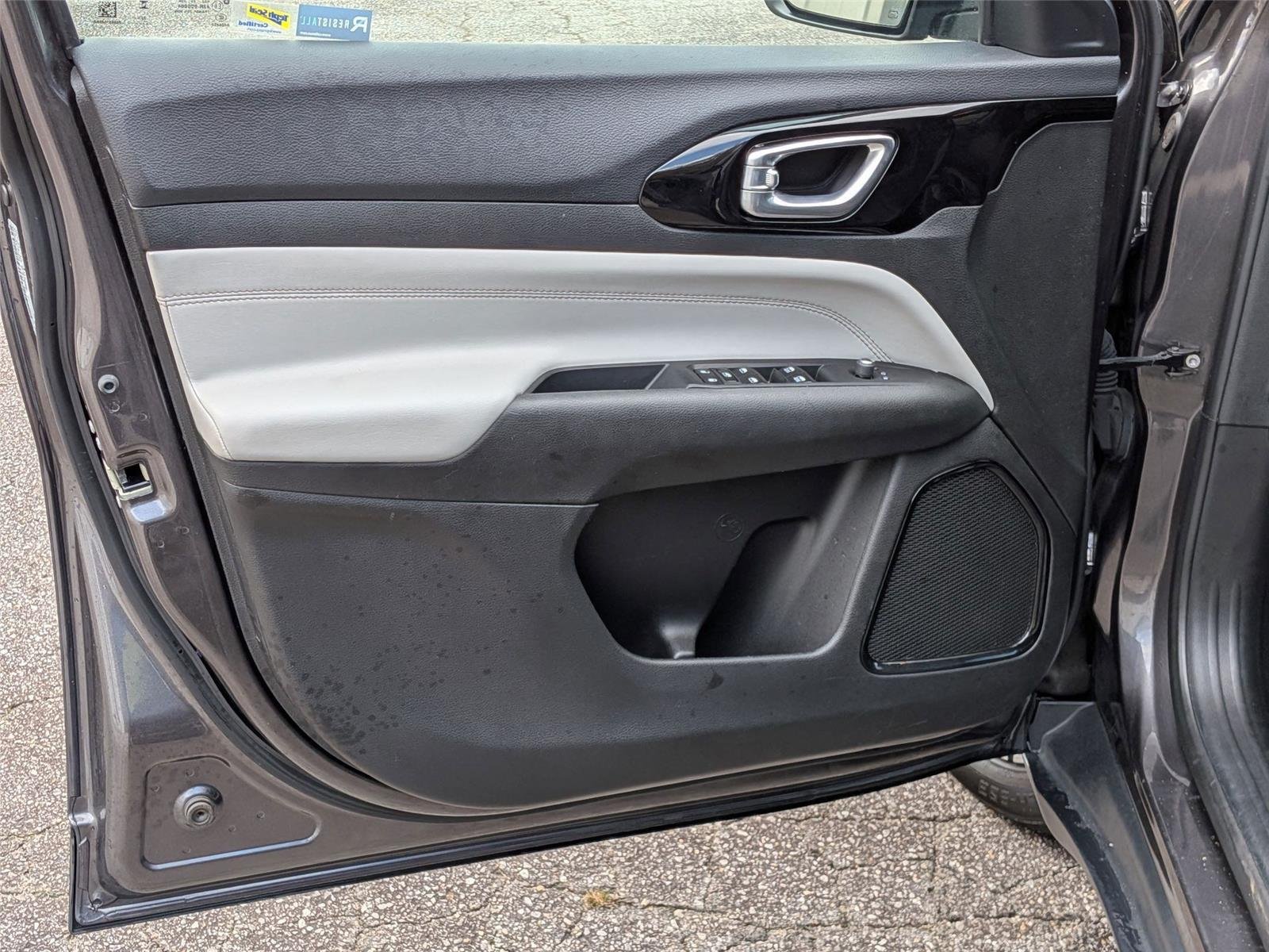 Used 2024 Black Clearcoat Jeep Limited image 12