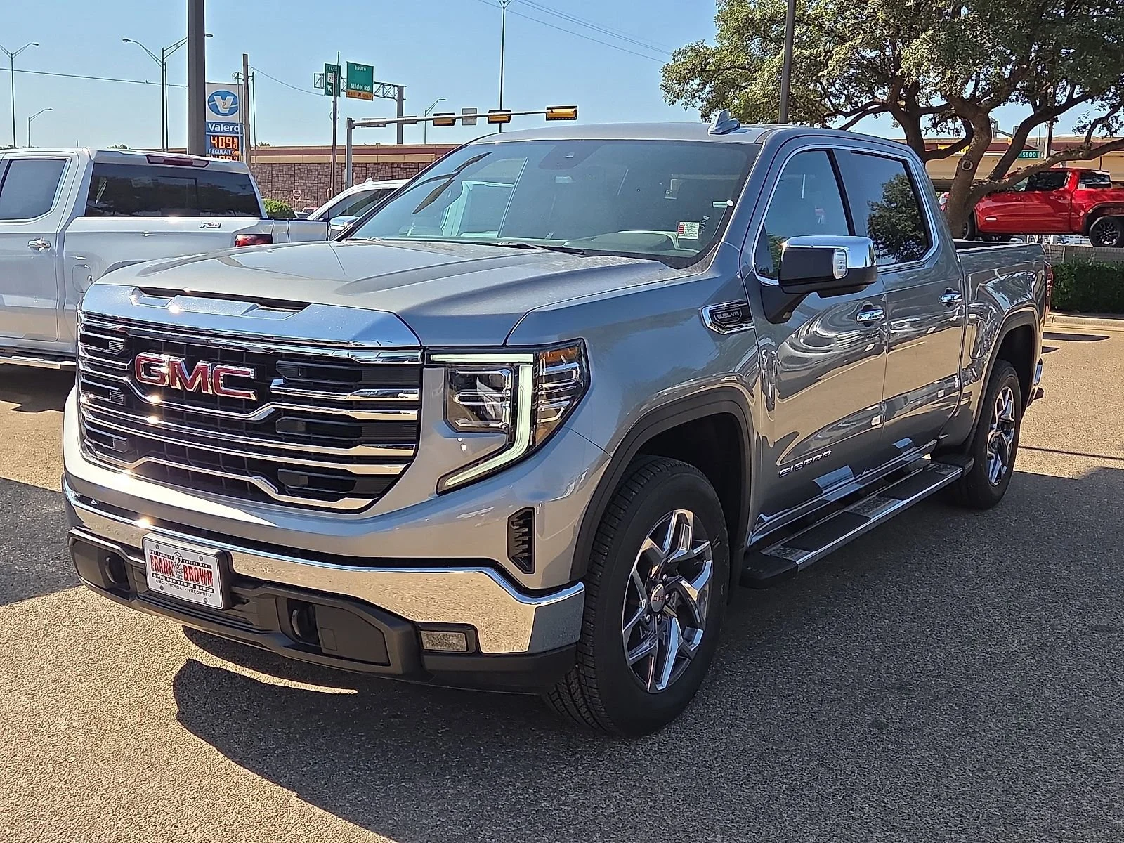 2026 GMC Sierra 2WD Crew Cab Short Box SLT's photo