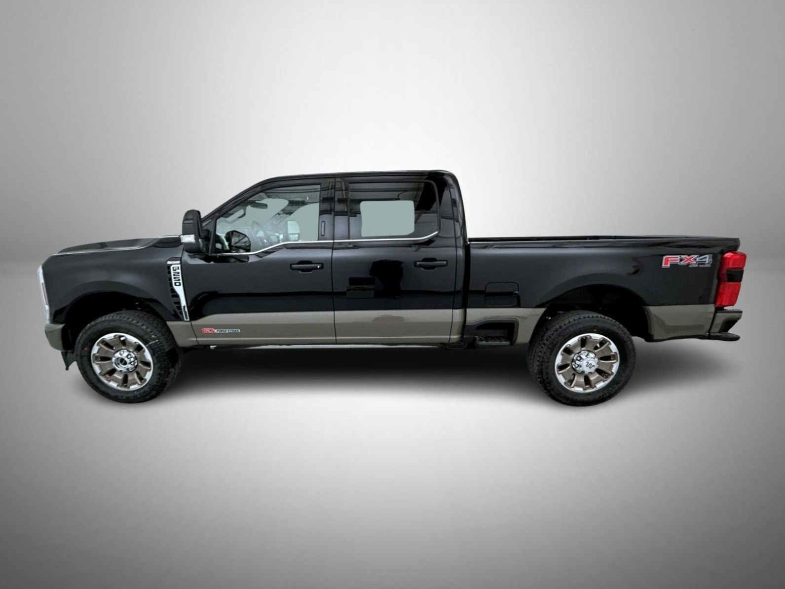 New 2026 Agate Black Metallic Ford King Ranch image 8