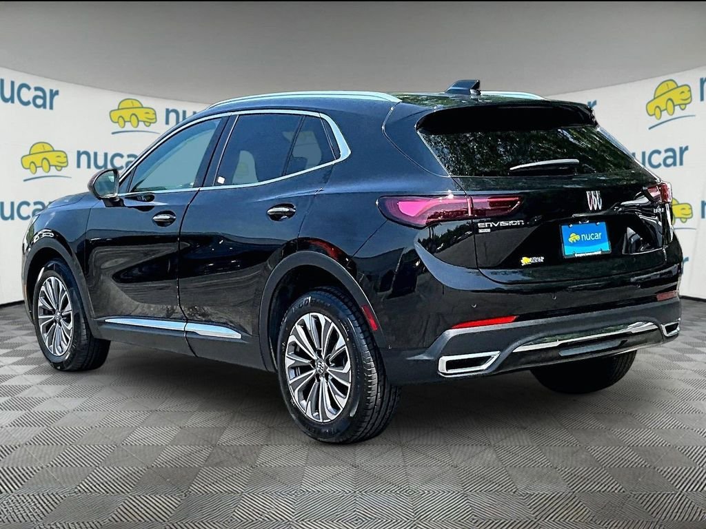 Used 2024 Black Buick Preferred image 4