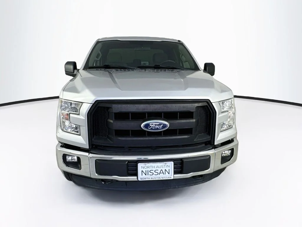 Used 2016 Silver Ford XL image 2
