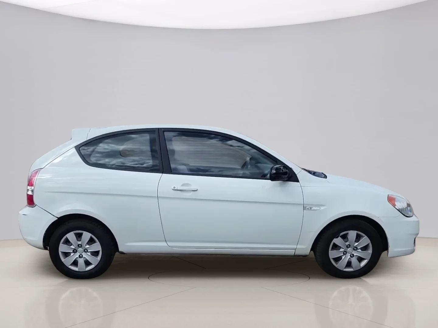 Used 2010 Blue Hyundai GS image 6