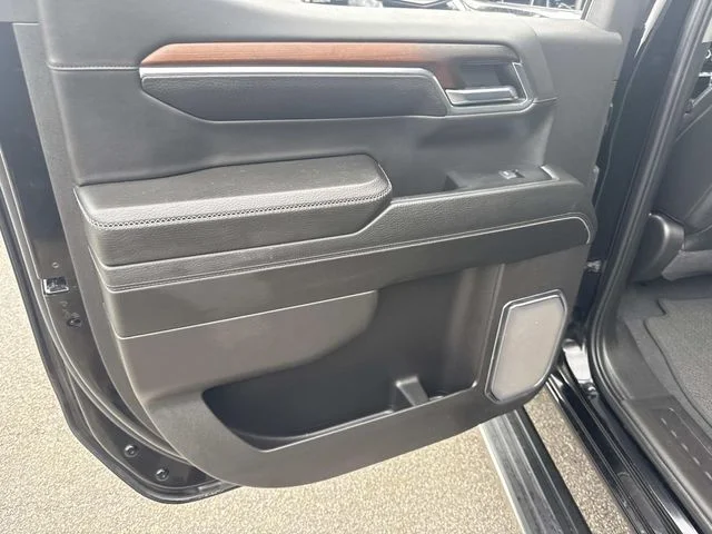 Used 2024 Black GMC Denali image 17