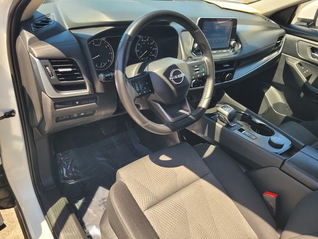 Used 2025 White Nissan SV image 12