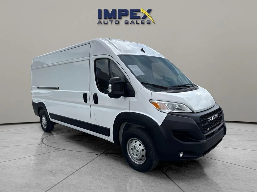 Used 2026 White Ram High Roof image 7