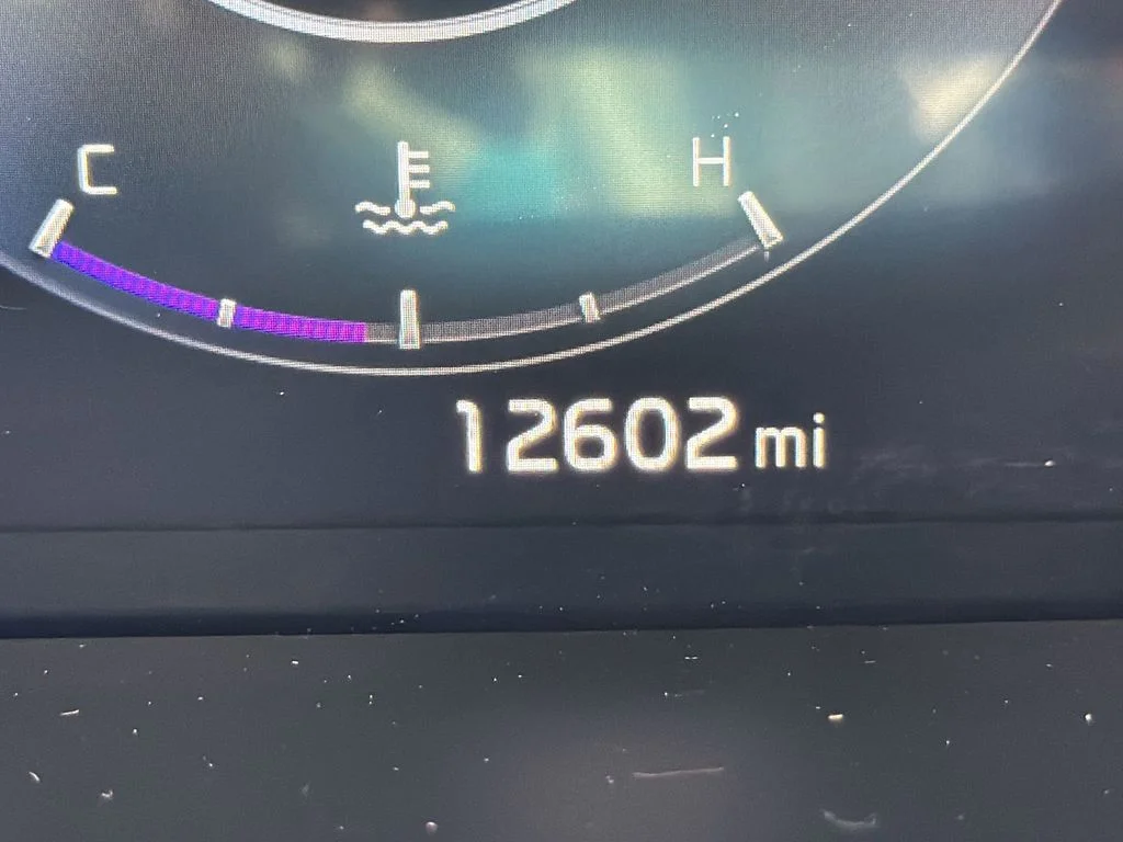 Used 2023 Silver Kia SX image 18