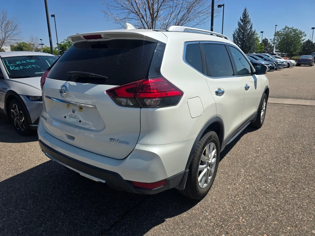 Used 2017 Pearl White Nissan SV image 14