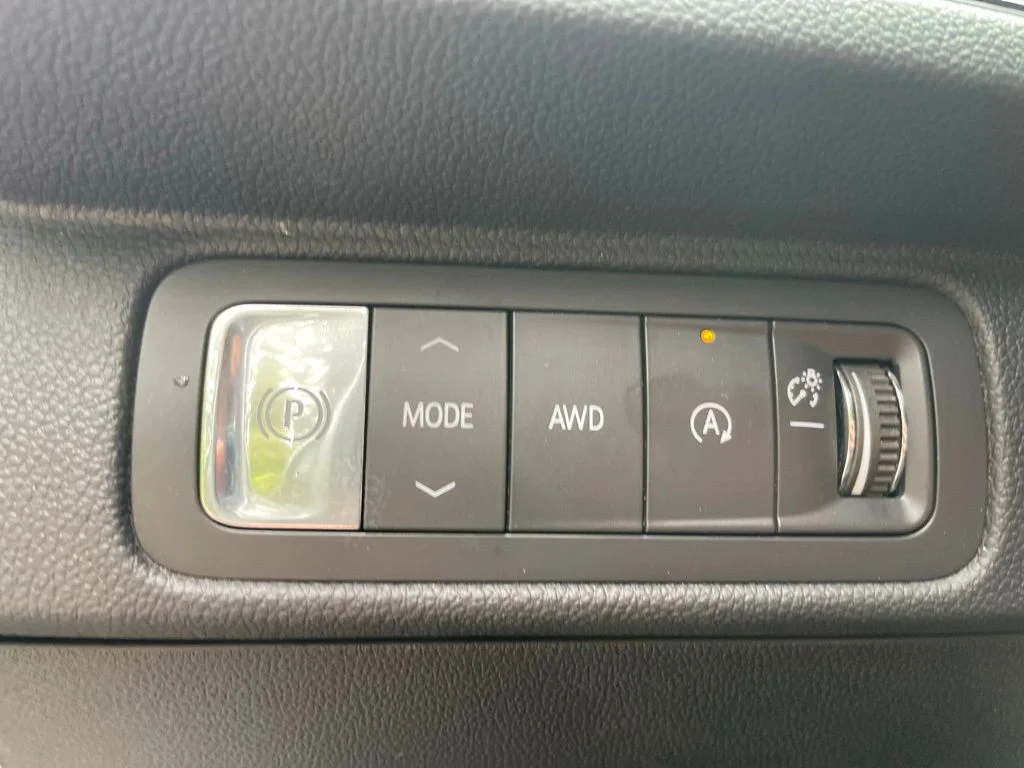 Used 2025 Sterling Gray Metallic Chevrolet Z71 image 12
