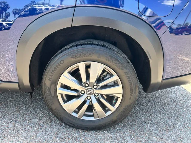 Used 2025 Blue Nissan SV image 10